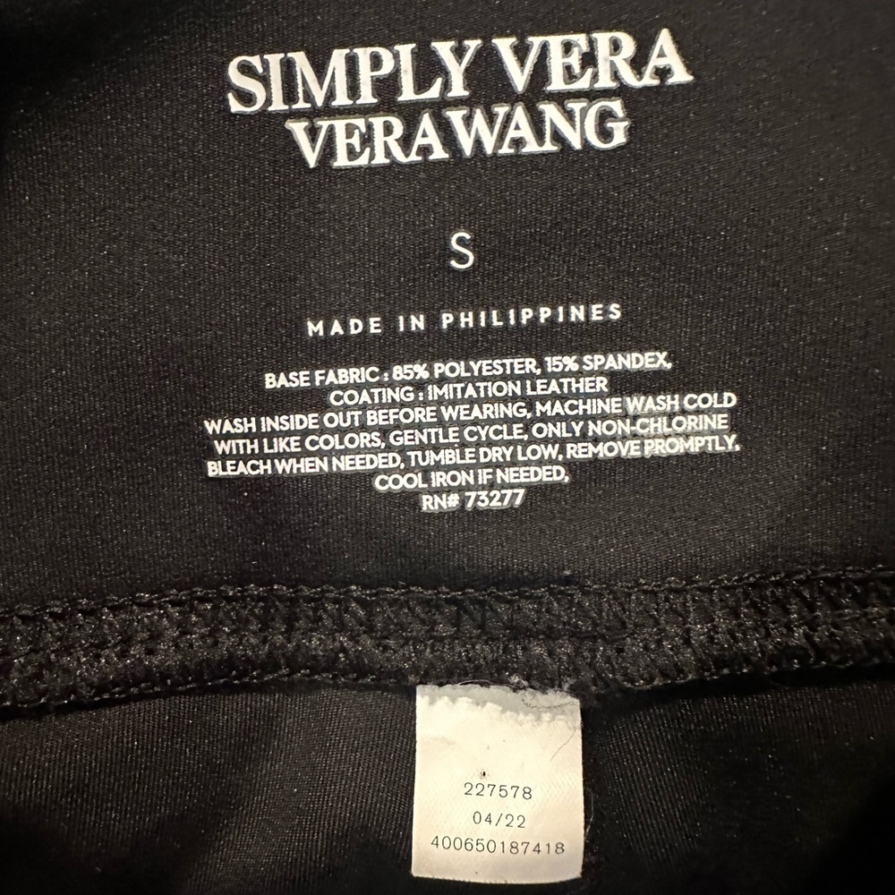 Simply Vera Vera Wang Faux Leather Black Leggings - Picture 3 of 3